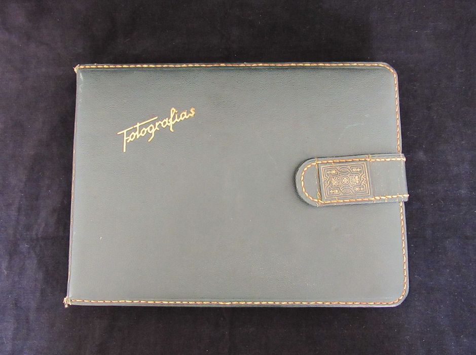 Álbum Fotográfico Antigo (Ref. 3)