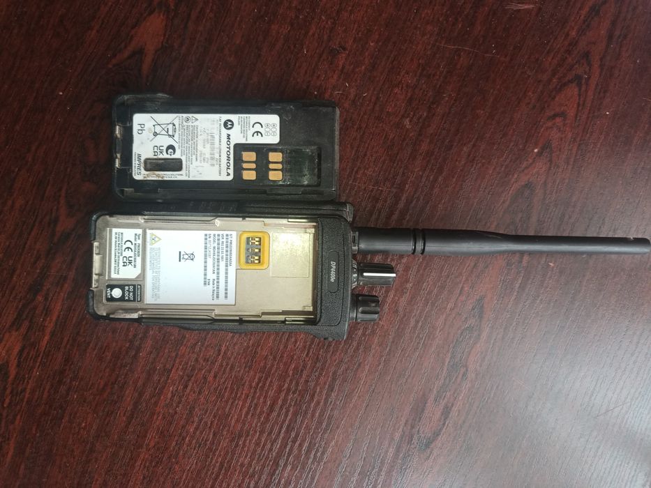 Motorola dp4400e радіостанція