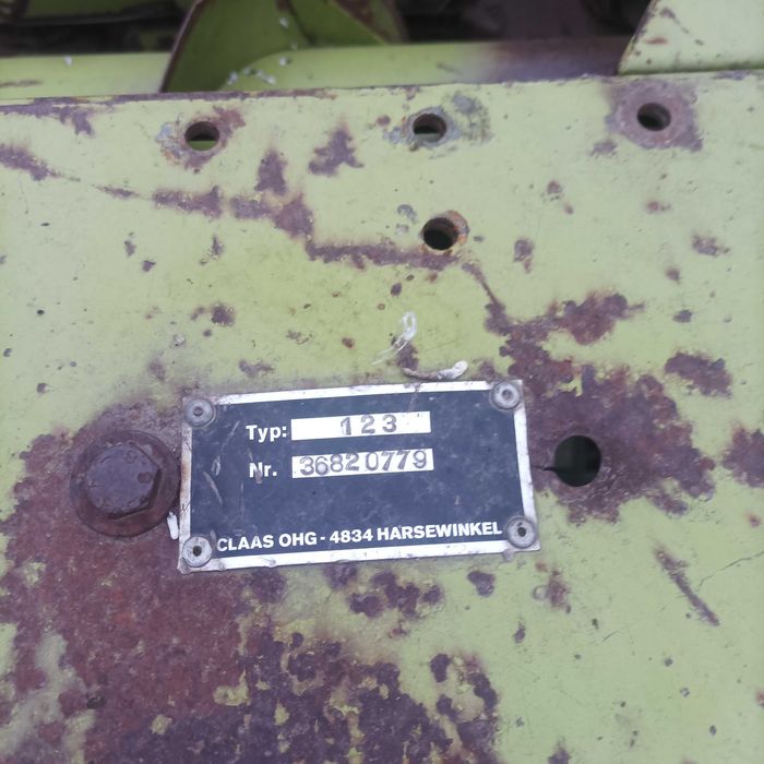 Przystawka heder do kukurydzy class dominator