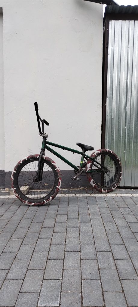 Rower BMX GT Slammer