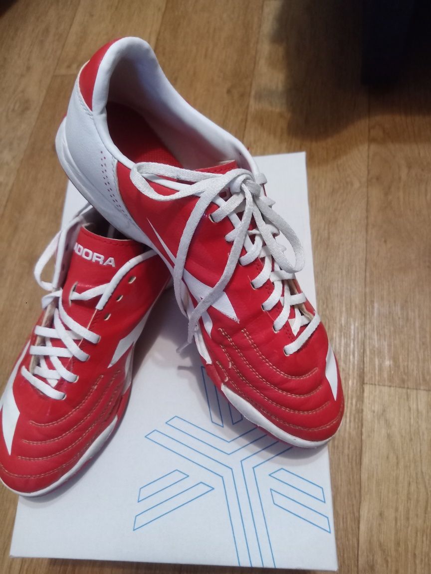 Кросовки  фiрми DIADORA розмiр 44,5