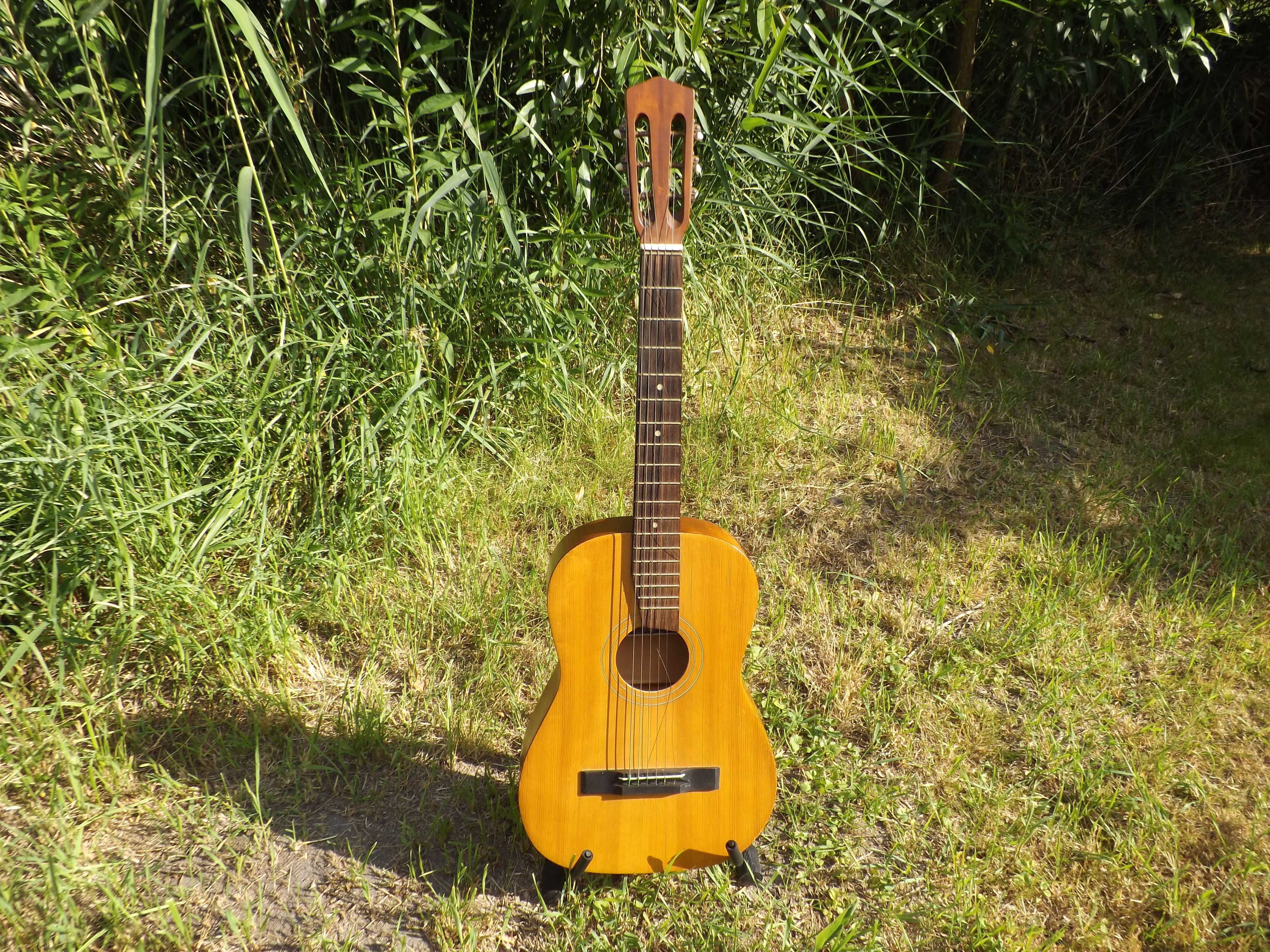 Stara gitara Walthari MittenwaldS