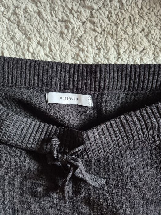 Sukienka dzianinowa Reserved