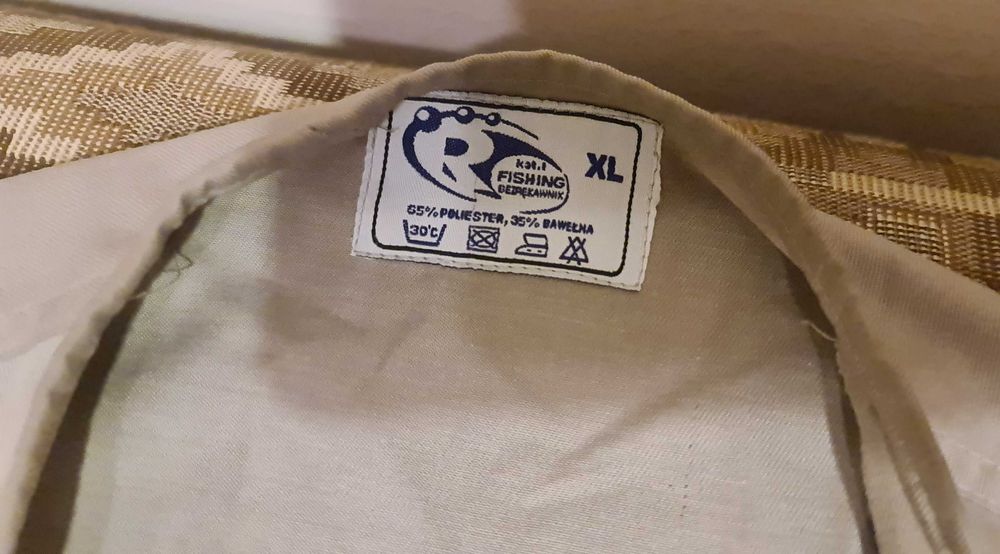 2 kamizelki wędkarskie