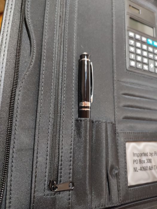 Папка формату А4, портфоліо