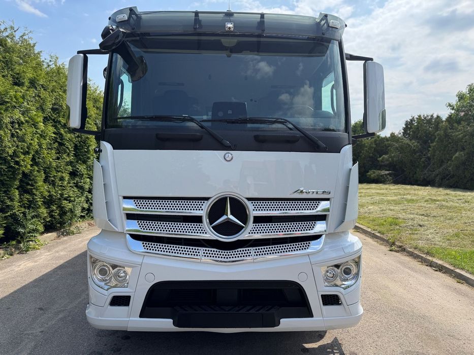 Mercedes-Benz ANTOS /1830/E 6/Chłodnia +Winda /18 Palet / Niski Przebieg122 Tys Km!  Antos /1830/E 6/Chłodnia +Winda /18 Palet / Niski Przebieg122 Tys Km!!