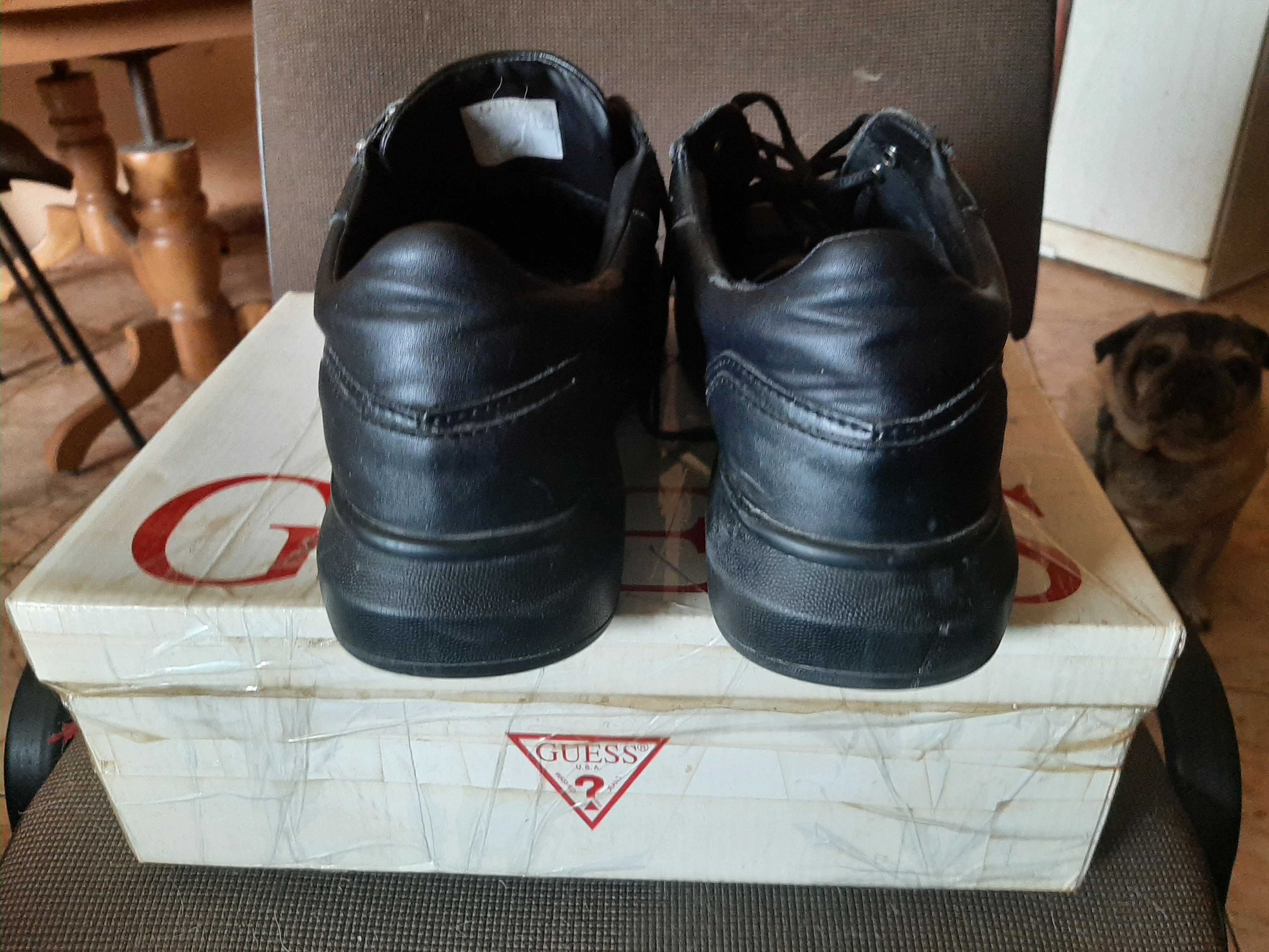 Guess oryginalne skórzane buty 45