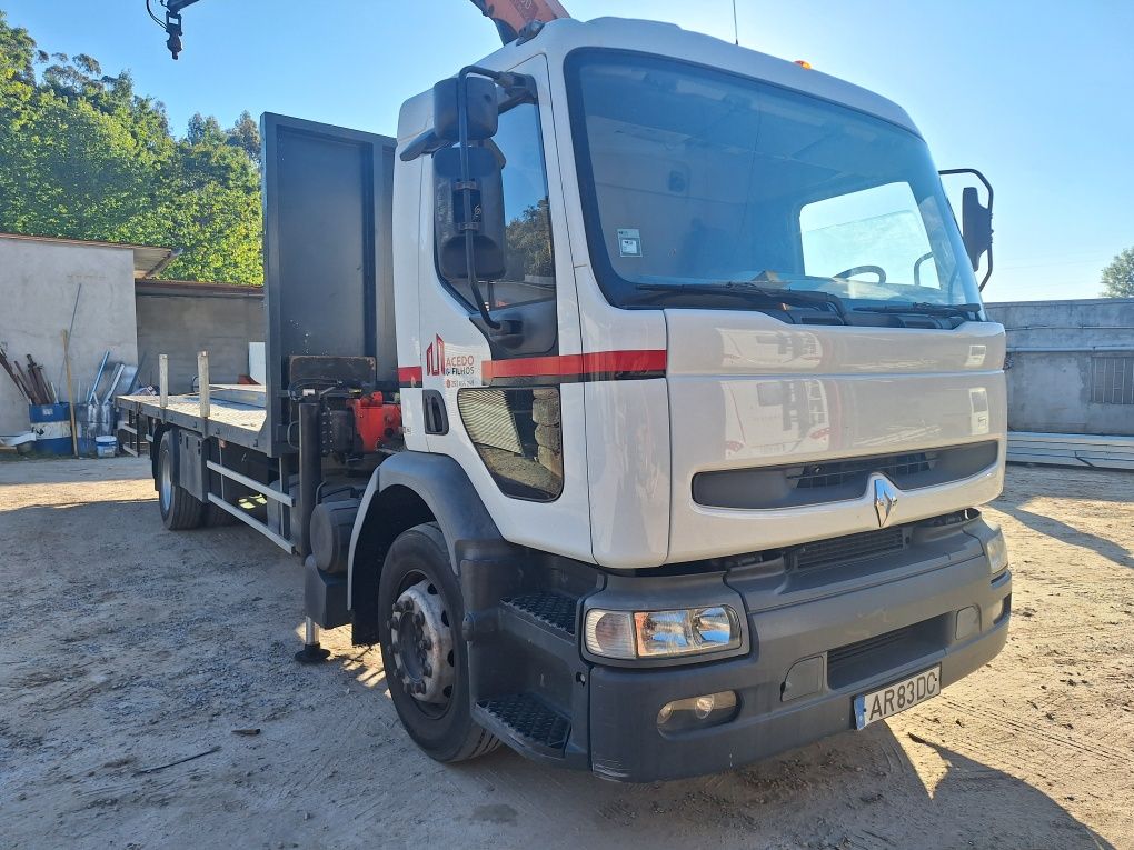 Camiao Renault Premium 200 com grua