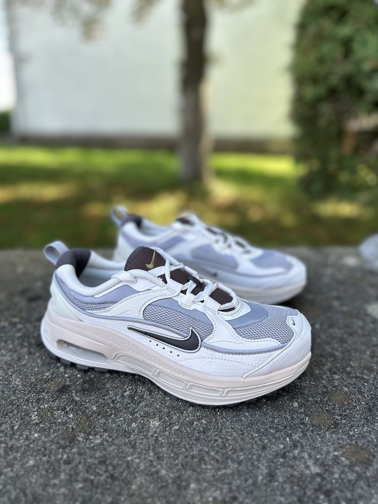 Жіночі оригінальні кросівки Nike Air Max Bliss  DZ4707 001