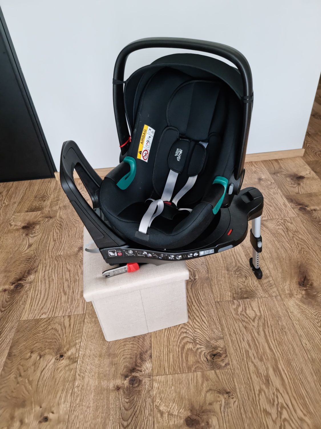 Fotelik Britax Romer baby safe plus baza