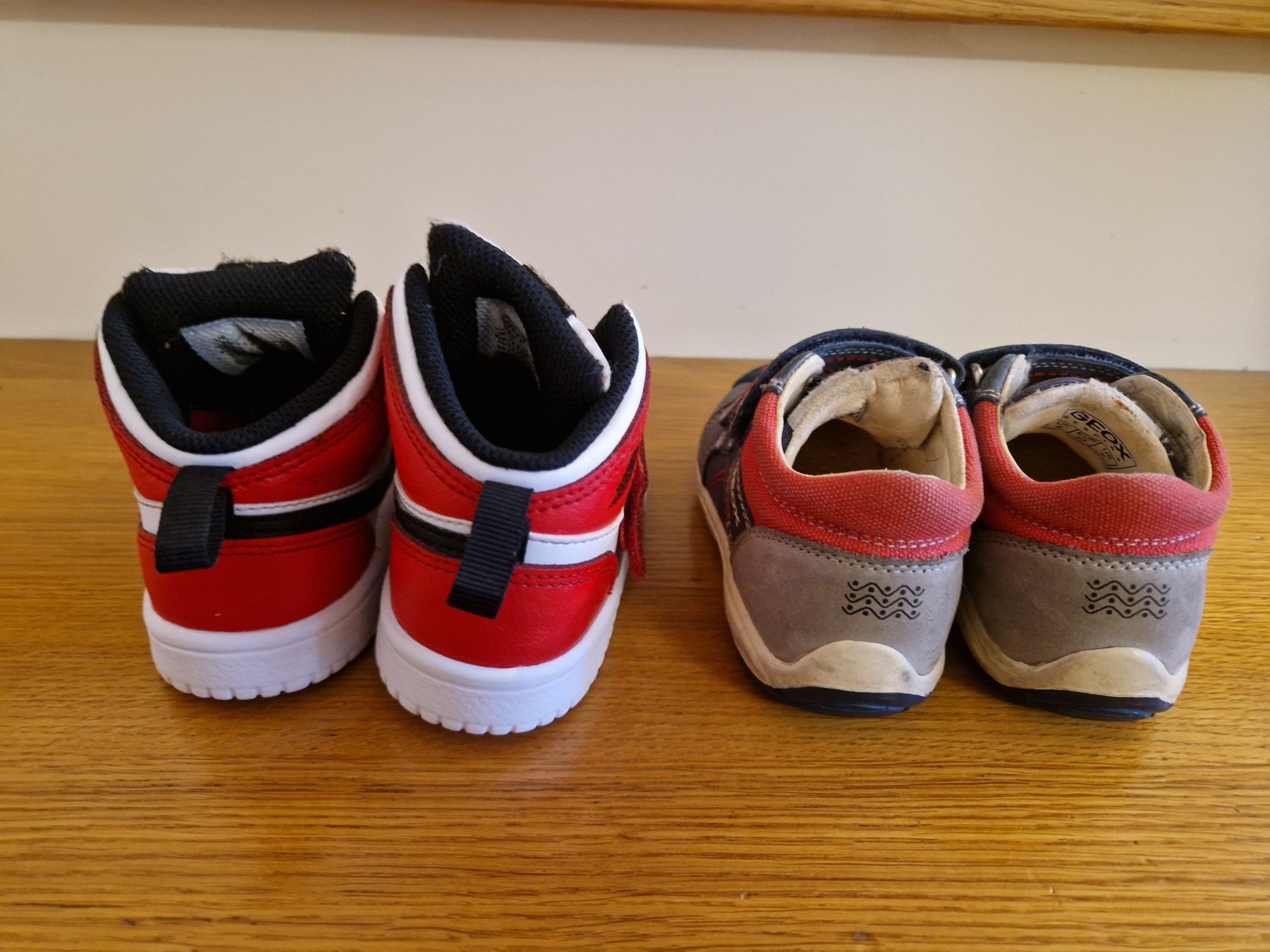 Buty chłopięce 23 jordan geox
