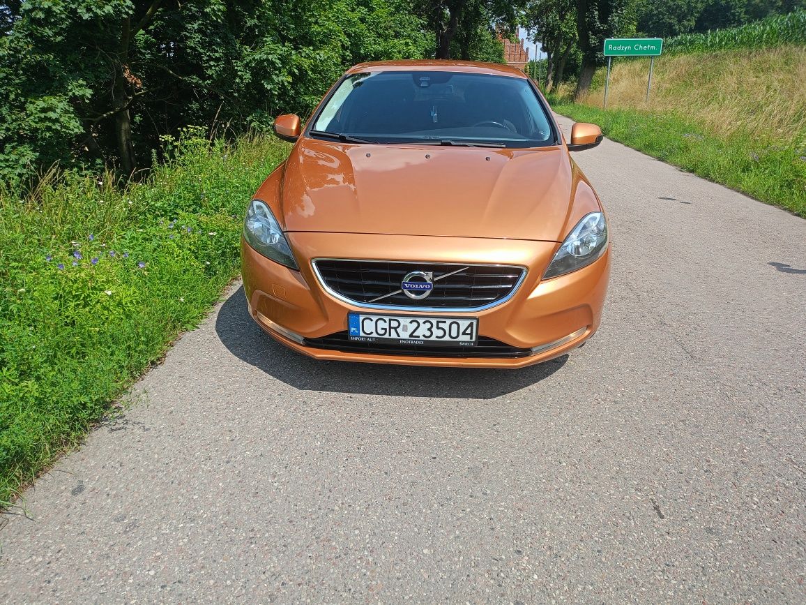 Sprzedam Volvo V40 D2