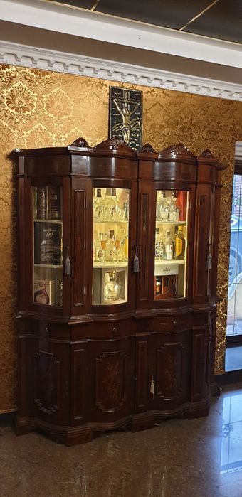 Антикварная мебель