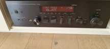 Yamaha R-N602 amplituner