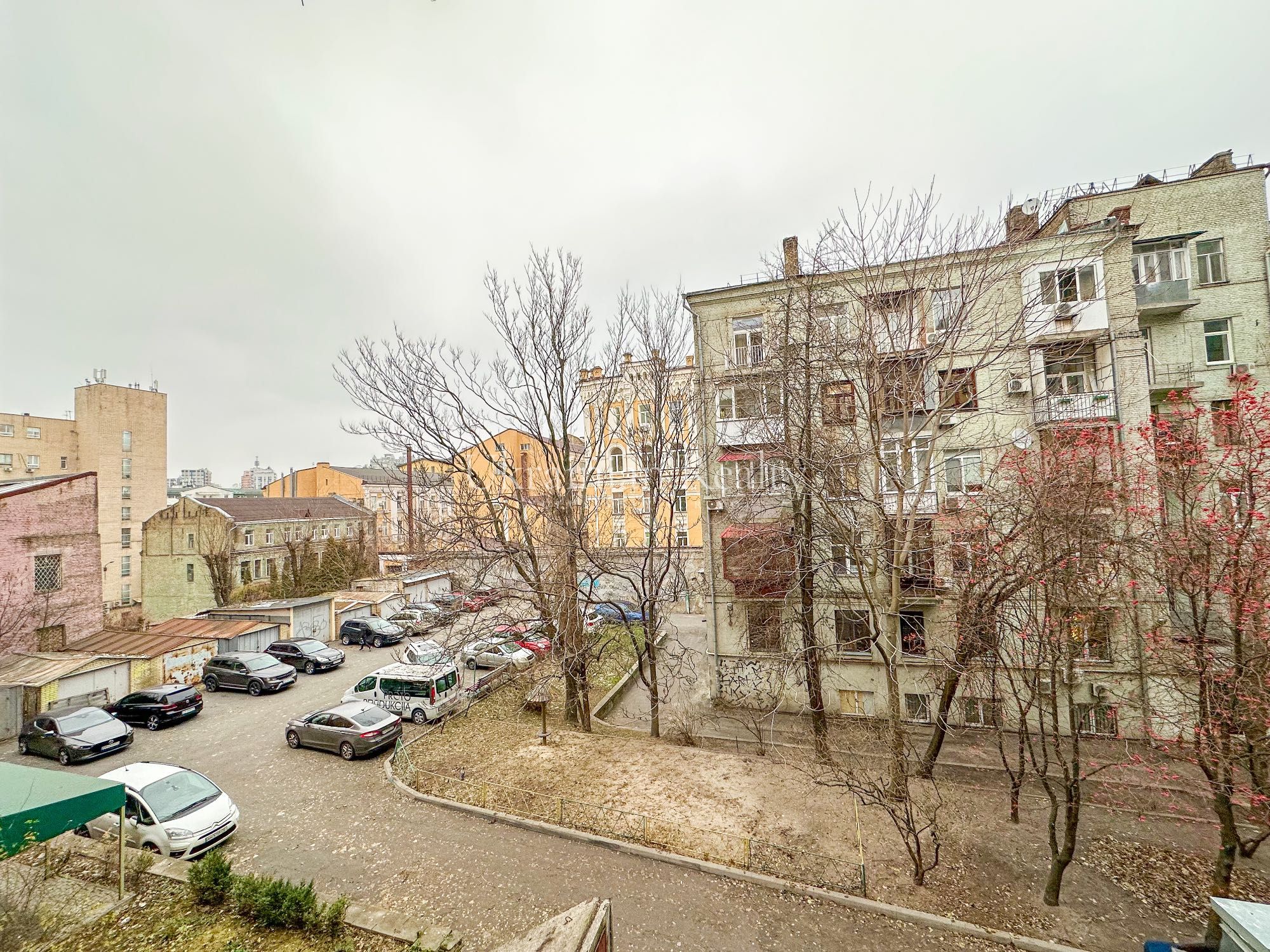Продаж квартири вул. Богдана Хмельницького 32 Історичний центр Києва