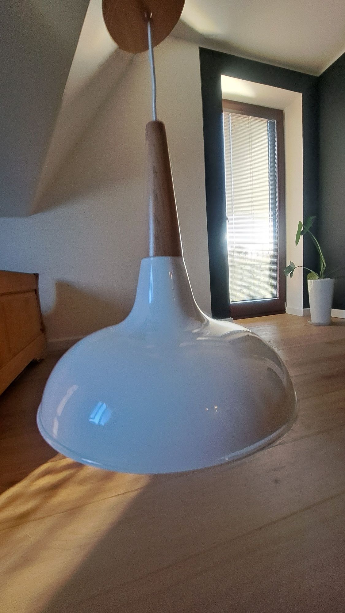 Lampa w stylu skandynawskim
