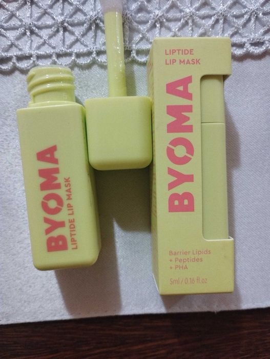 Odżywczy olejek maseczka do ust Byoma Liptide