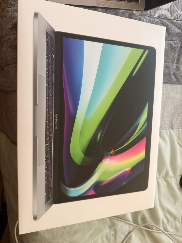 Apple MacBook Pro 13.3’’ M2 | 8GB RAM | 256GB SSD |