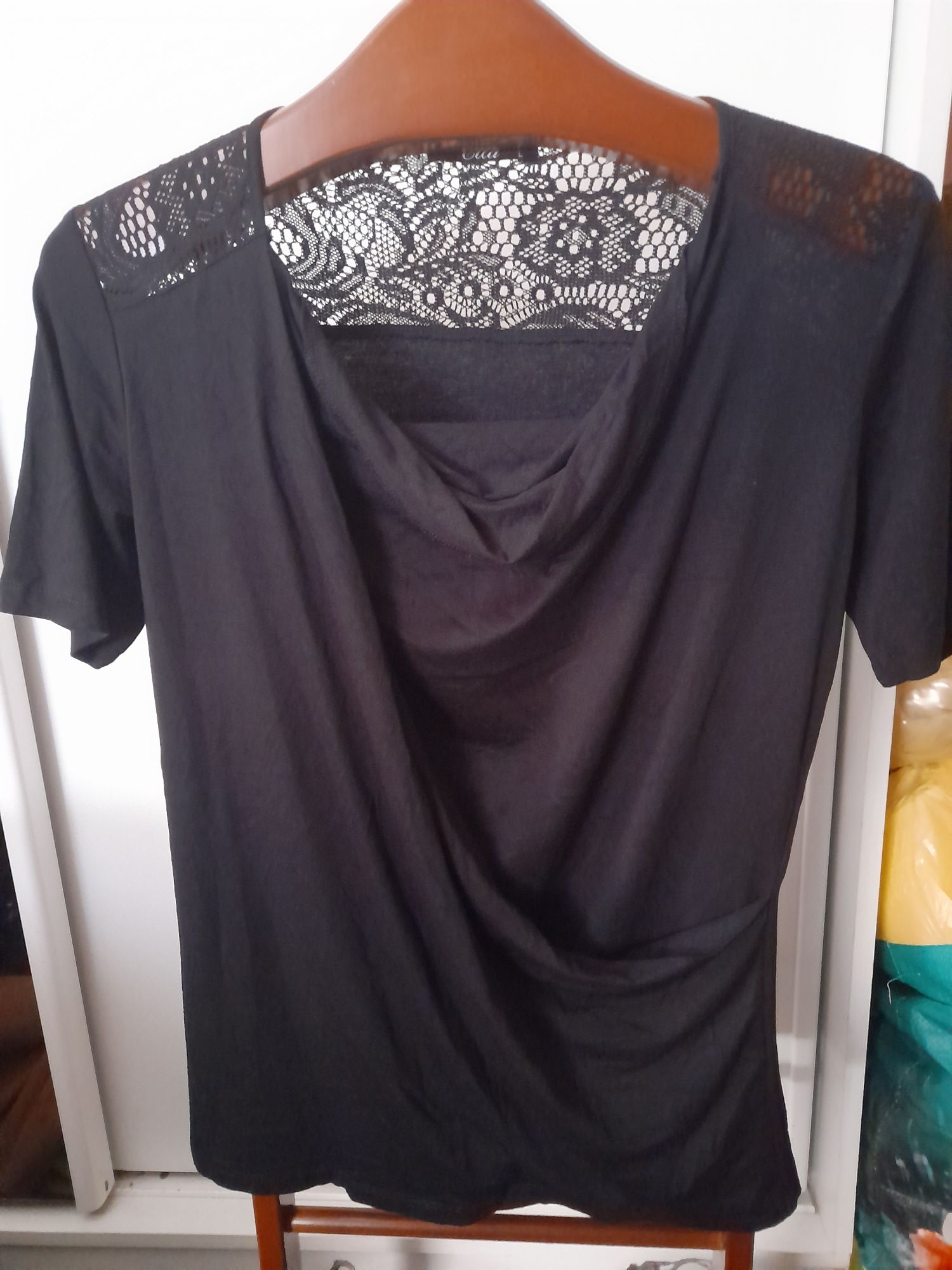 Roupa de senhora - Tamanho L