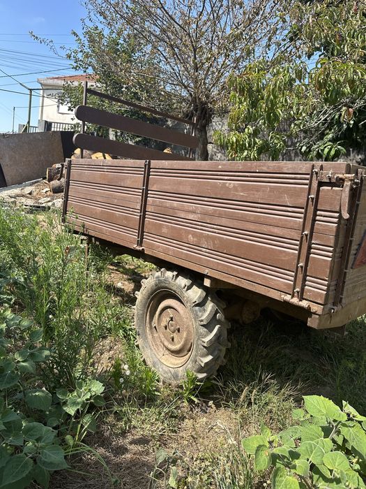 Reboque agrícola
