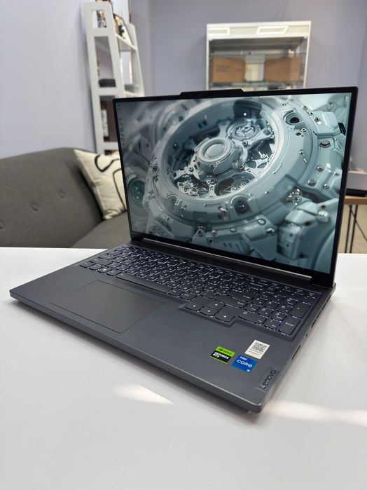 Lenovo Legion Slim 5 16" 144Hz i5-12450H RTX 4050 6Gb 16 Gb 512 Gb