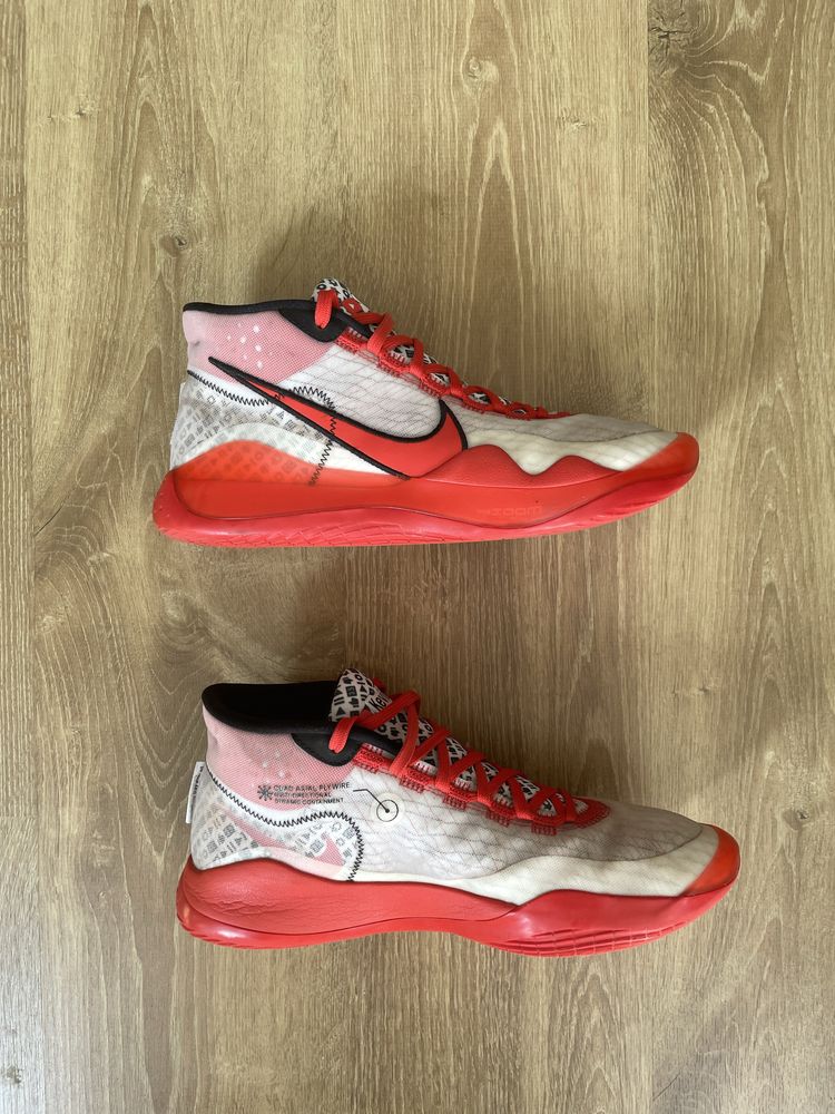 Nike Zoom KD 12 QS, Kevin Durant, YouTube edition. US10 EU44