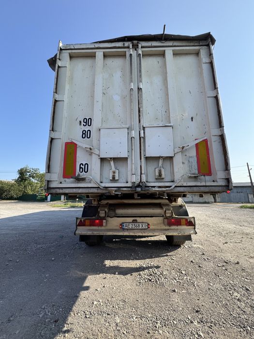 Напівпричіп самоскид BENALU TF34C-13RB