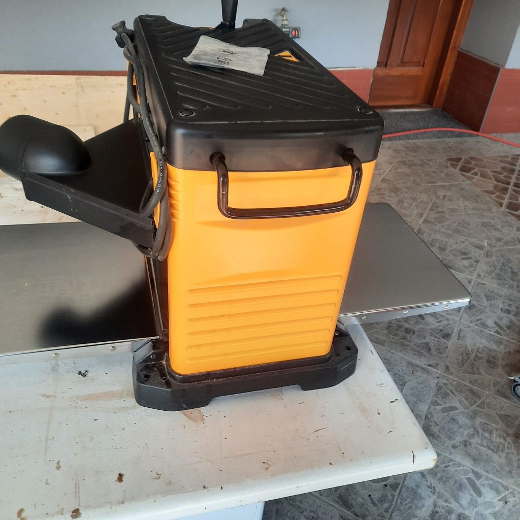 Grubościówka DeWalt