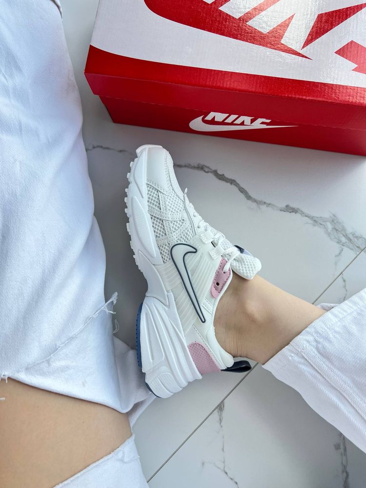 БЕЗ ПЕРЕДОПЛАТ‼️ Легкі спортивні кросівки Nike V2K Run Pink White найк