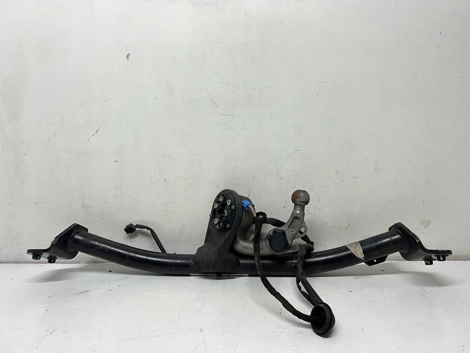 mercedes-benz c w205 2019 tył hak holowniczy komplet a2053105400 55r0