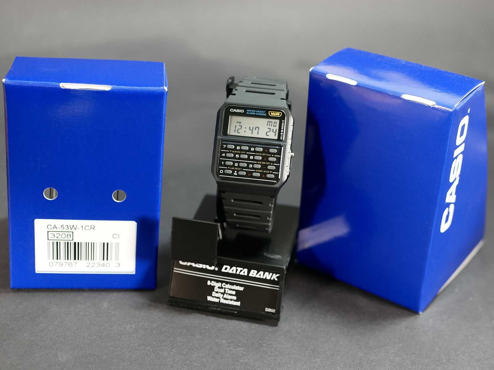 Часы Casio CA-53W-1CR с функцией калькулятора. Новые, с коробкой
