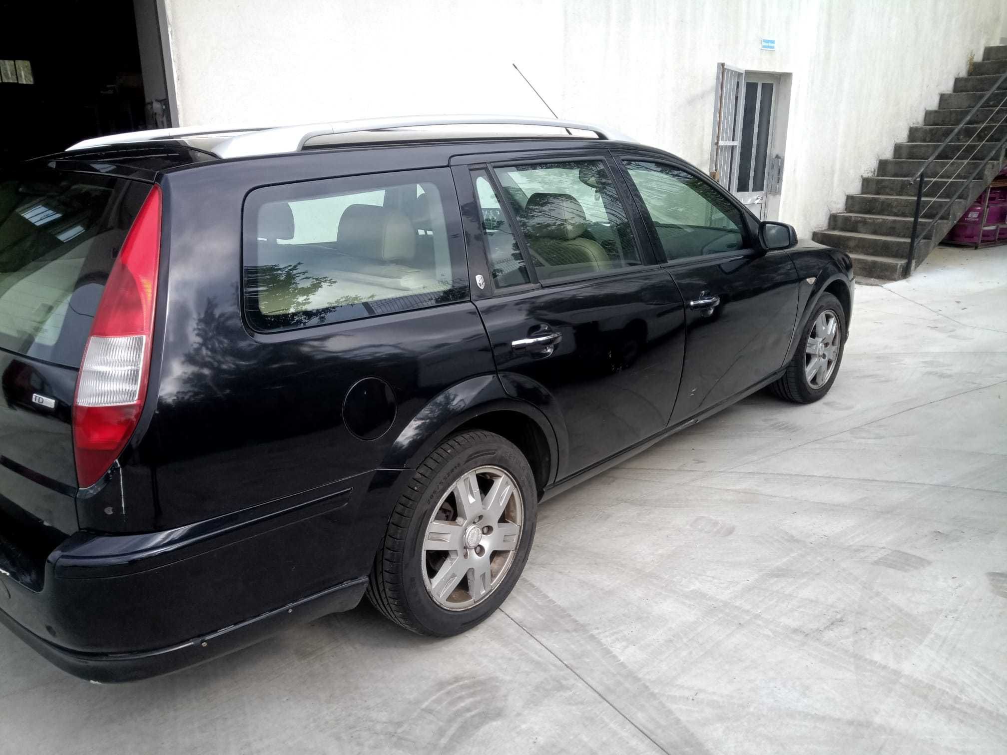 FORD Mondeo Ghia 2005