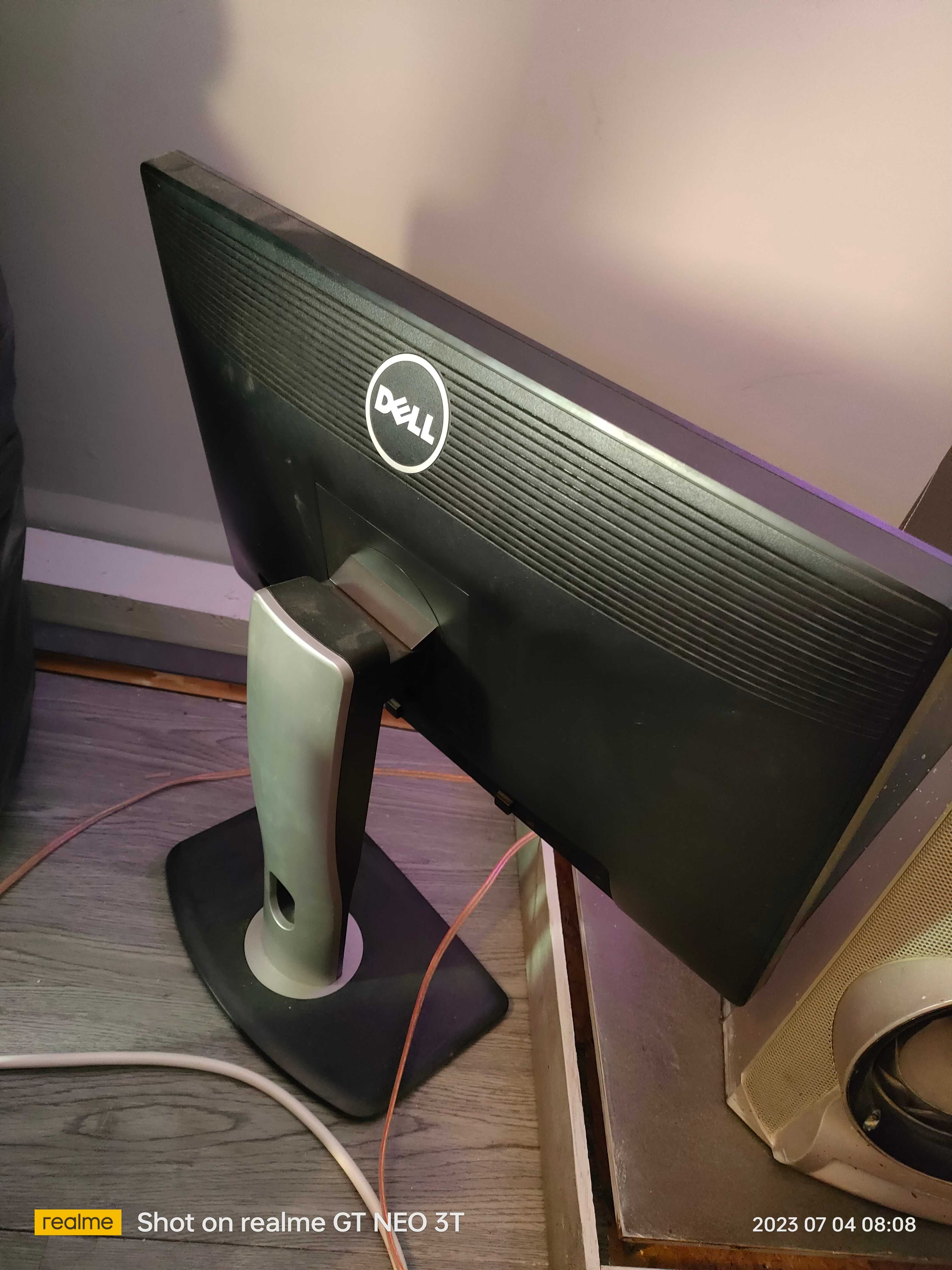 Monitor Dell Pivot Full Hd 22"