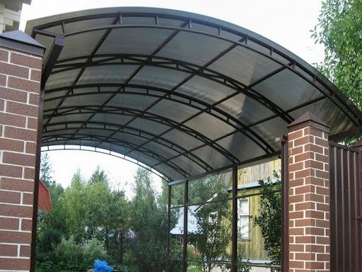 Навес из поликарбоната