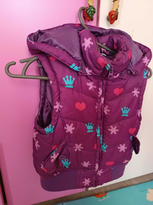 Жилетка дитяча на 3-4 роки