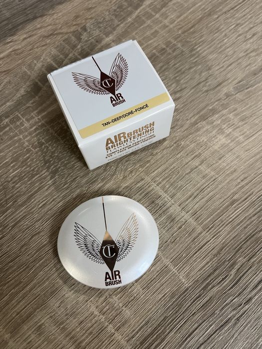 Charlotte Tilbury airbrush puder nowy!