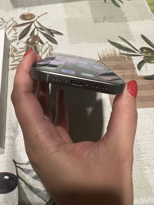 iPhone 16 Pro 256GB