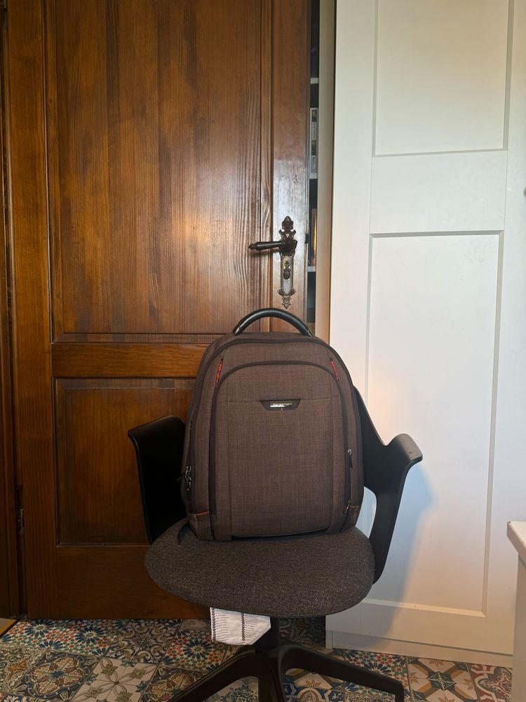 plecak biurowy biznesowy Samsonite 46 cm kieszen na laptopa torba A4