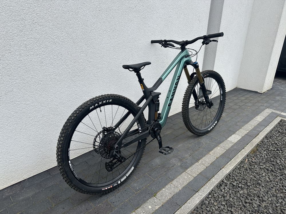 Canyon Strive CFR 2024