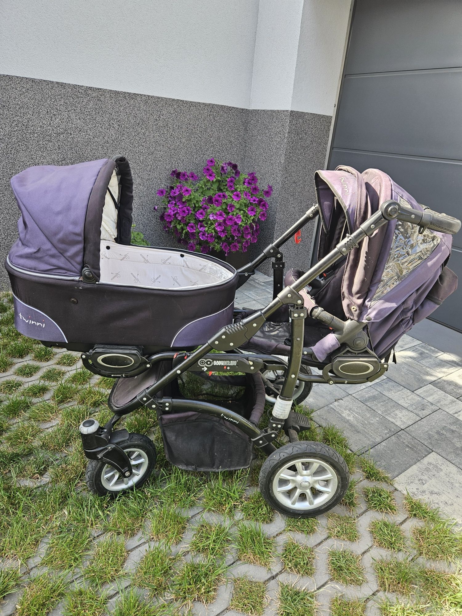 Wózek rok po roku Baby Active Twinni