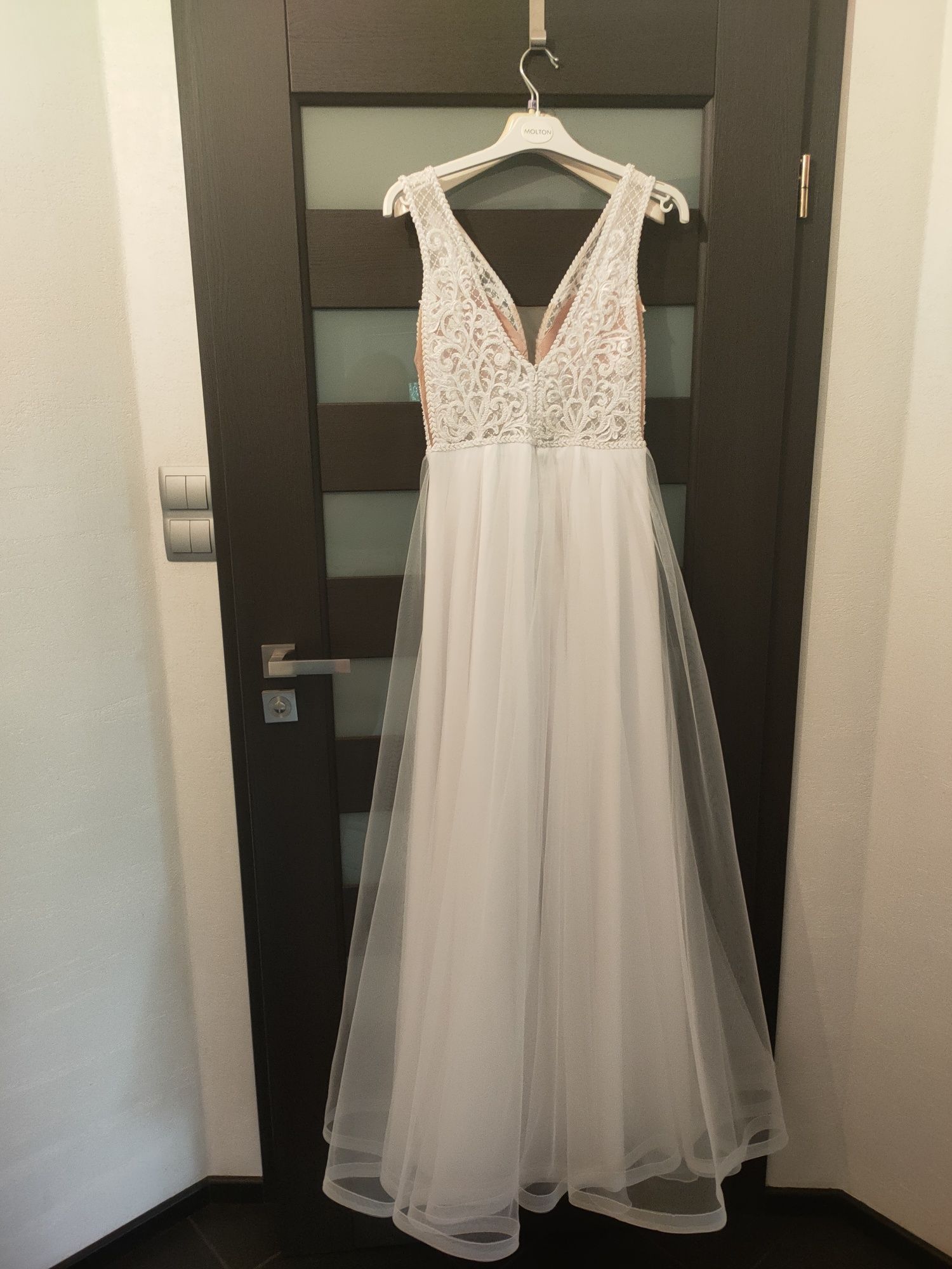 Suknia ślubna biała M