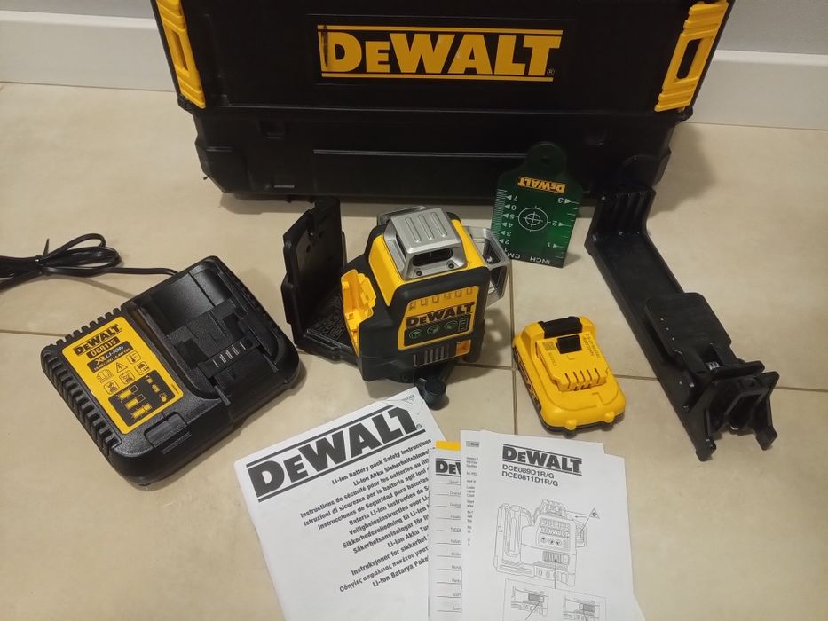 Laser DeWalt DCE 089G, 2025r ,zielony, zestaw