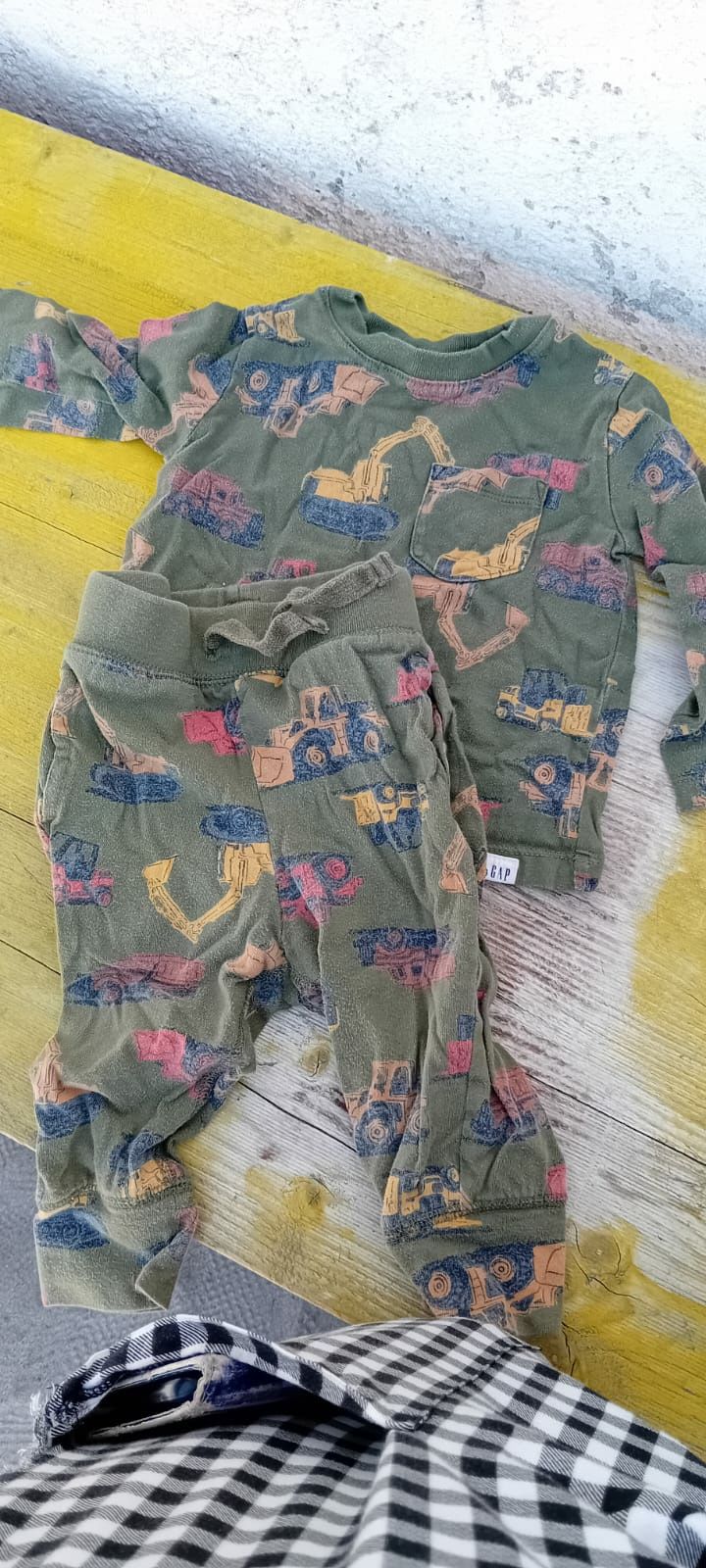 Roupa de manga comprida bebé tamanho 12-18 meses + oferta