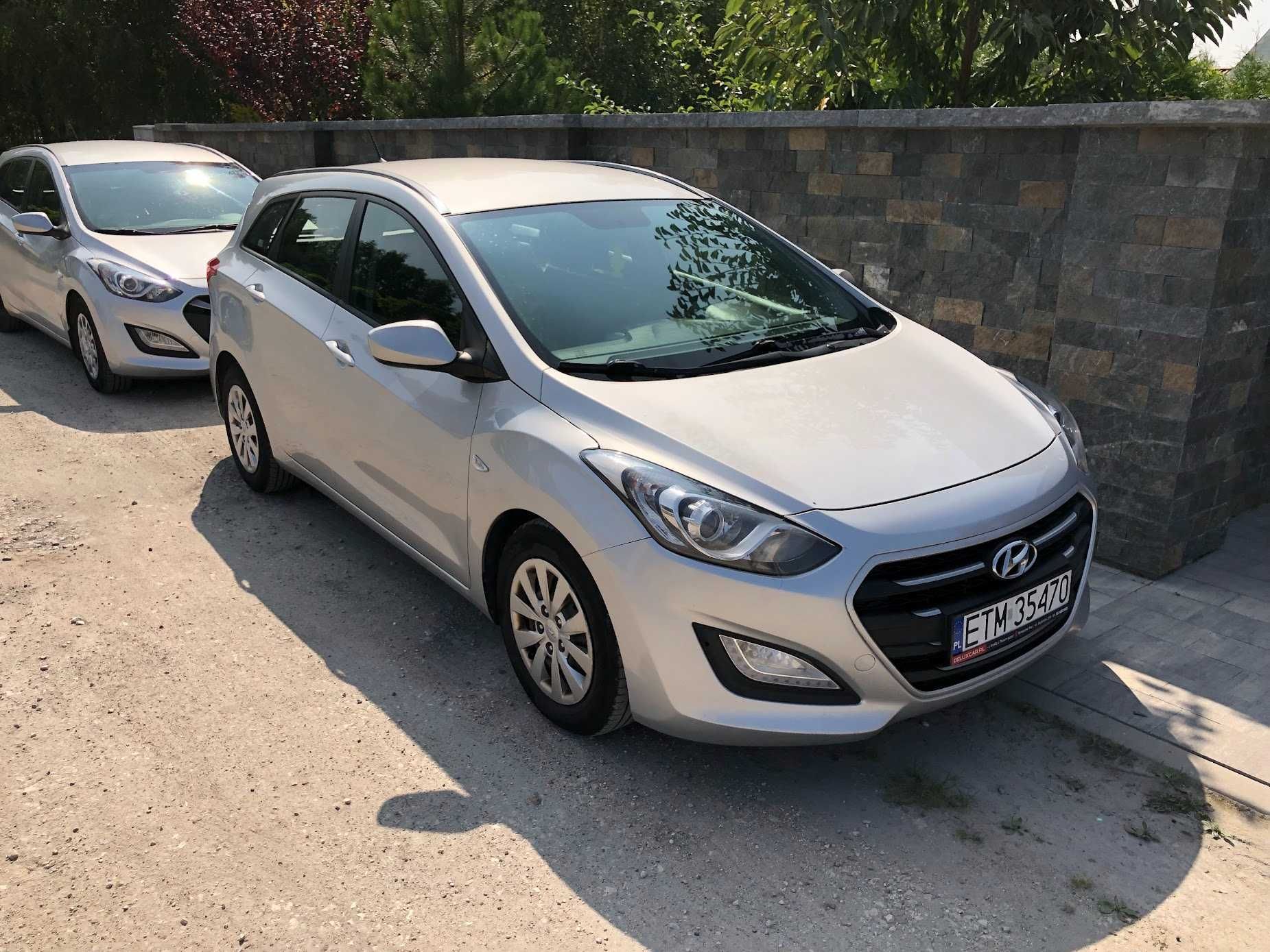 Wypożyczalnia Hyundai i30 na wynajem tanio, bez limitu kilometrów