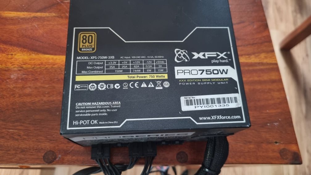 XFX zasilacz serwerowy dużej mocy pro series 750w