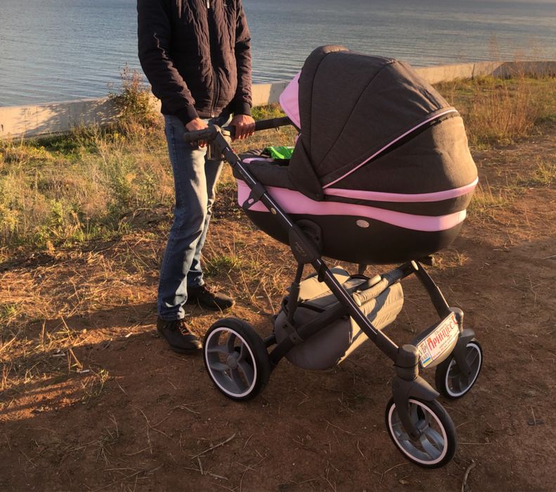 Продам дитячу коляску