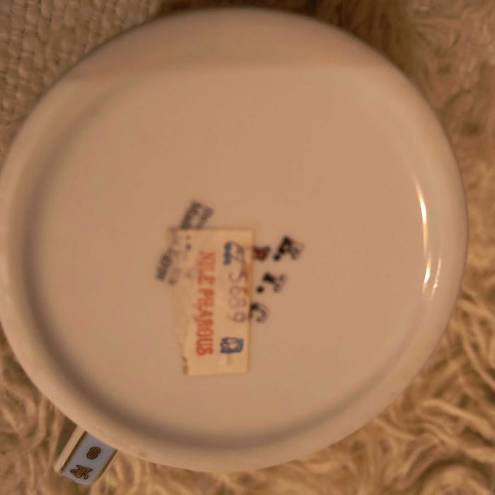 Kubek porcelanowy oryginalny z Ory