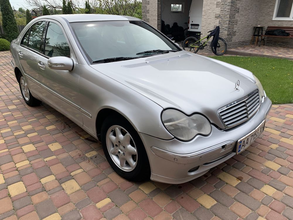 Mercedes-Benz c200 w203 2001