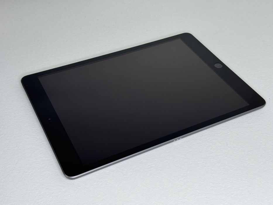 iPad 8. gen. (A2270) - 32GB - faktura VAT 23%