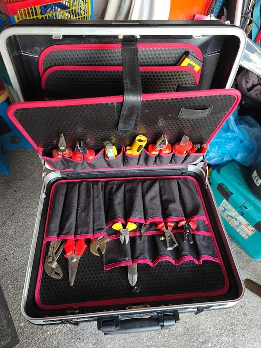 Engelbert Strauss Walizka narzędziowa na kółkach+ narzędzia